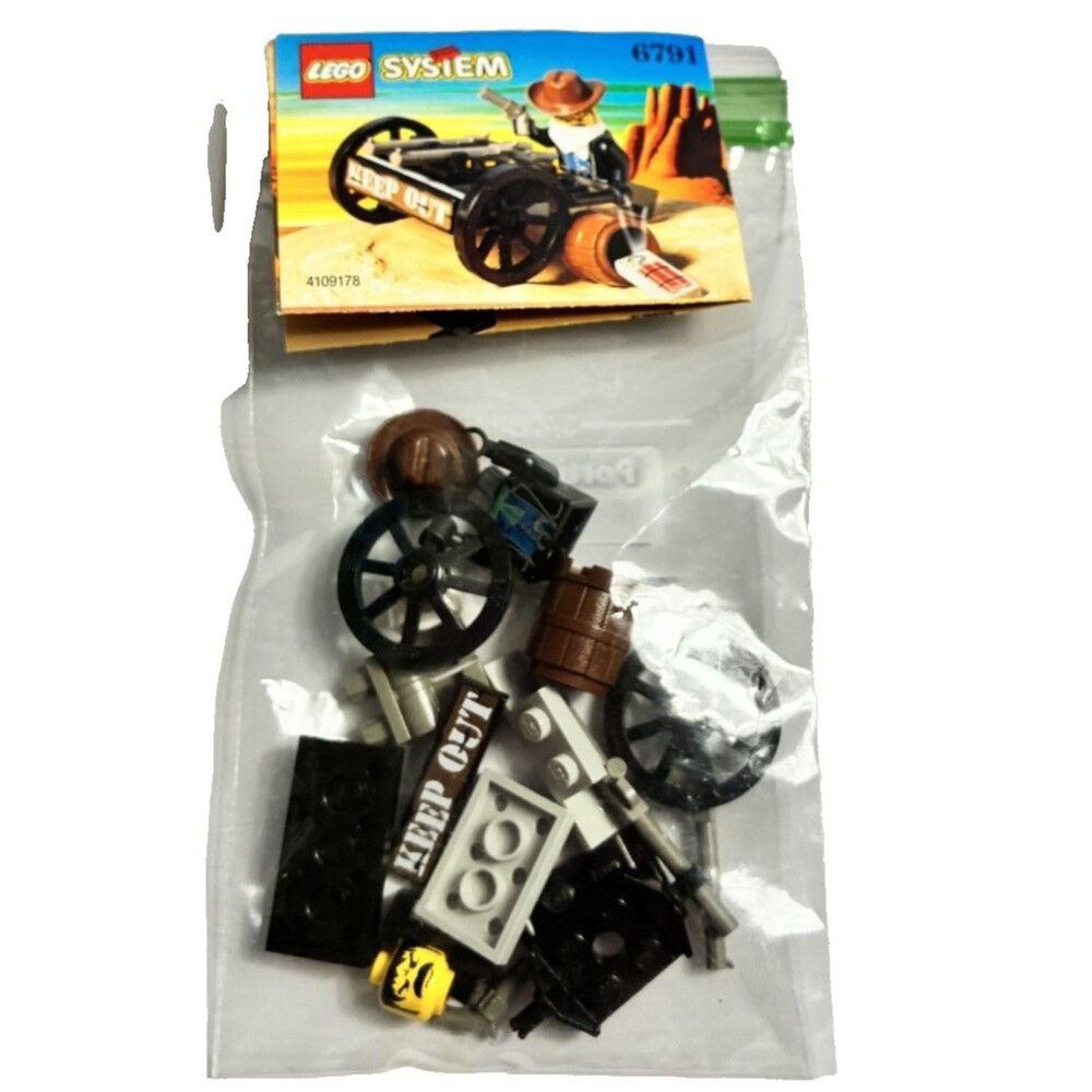 LEGO 6791 Bandit's Wheelgun Wild West Cowboys Western 100% Complete 1996 Manual